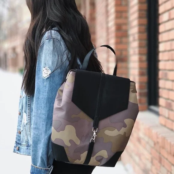 Stella & Dot | Ava Backpack in Camouflage - Picture 5 of 9